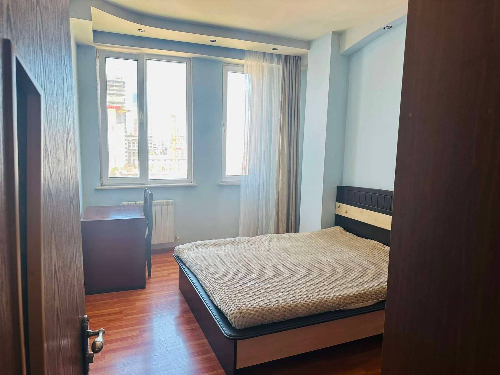 Appartamento con 2 camere da letto ridotto nel cuore di Batumi, Georgia