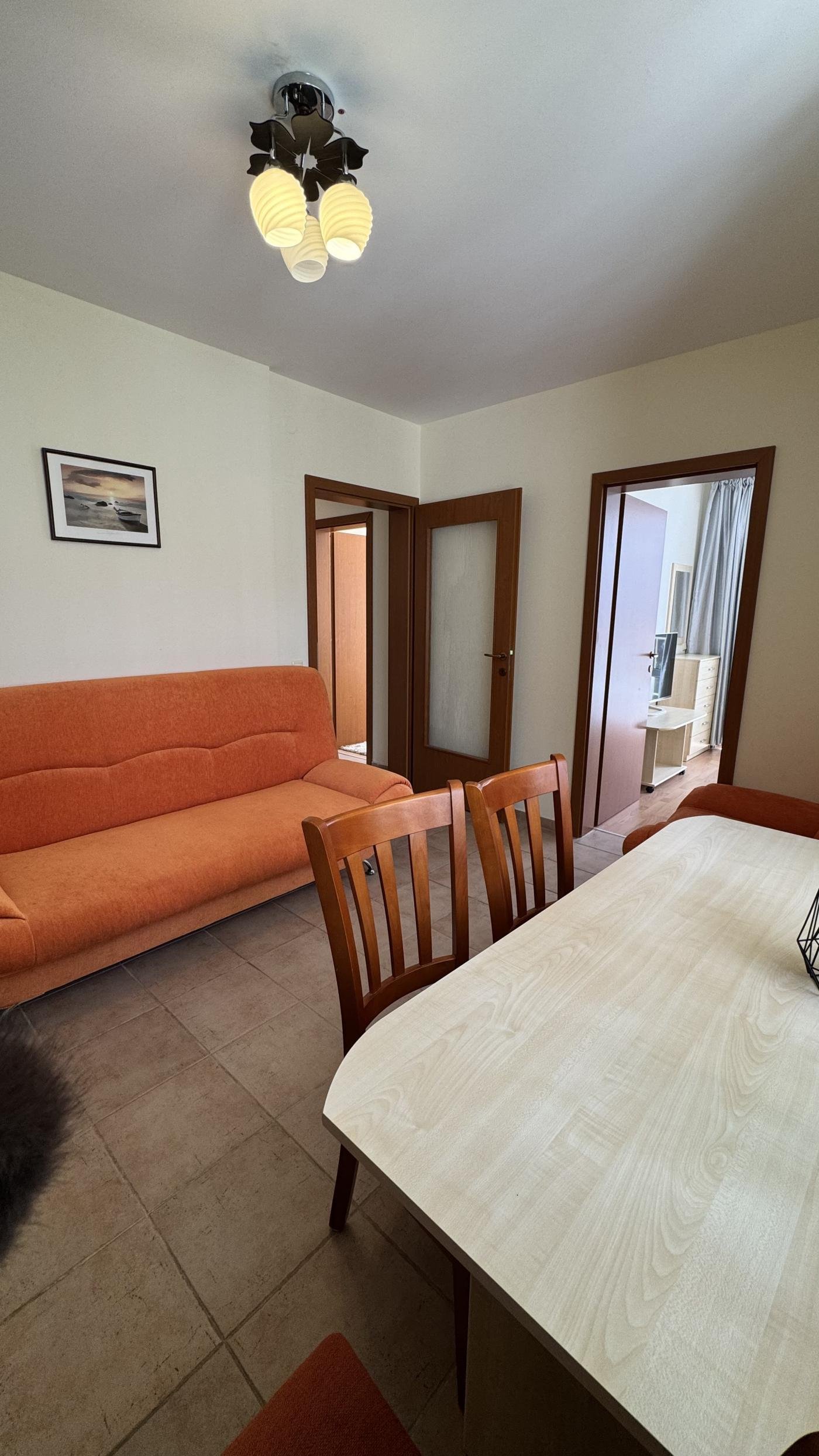 Appartamento arredato di 3 camere da letto di 72 m² nel Crown Fort Club, Sveti Vlas.