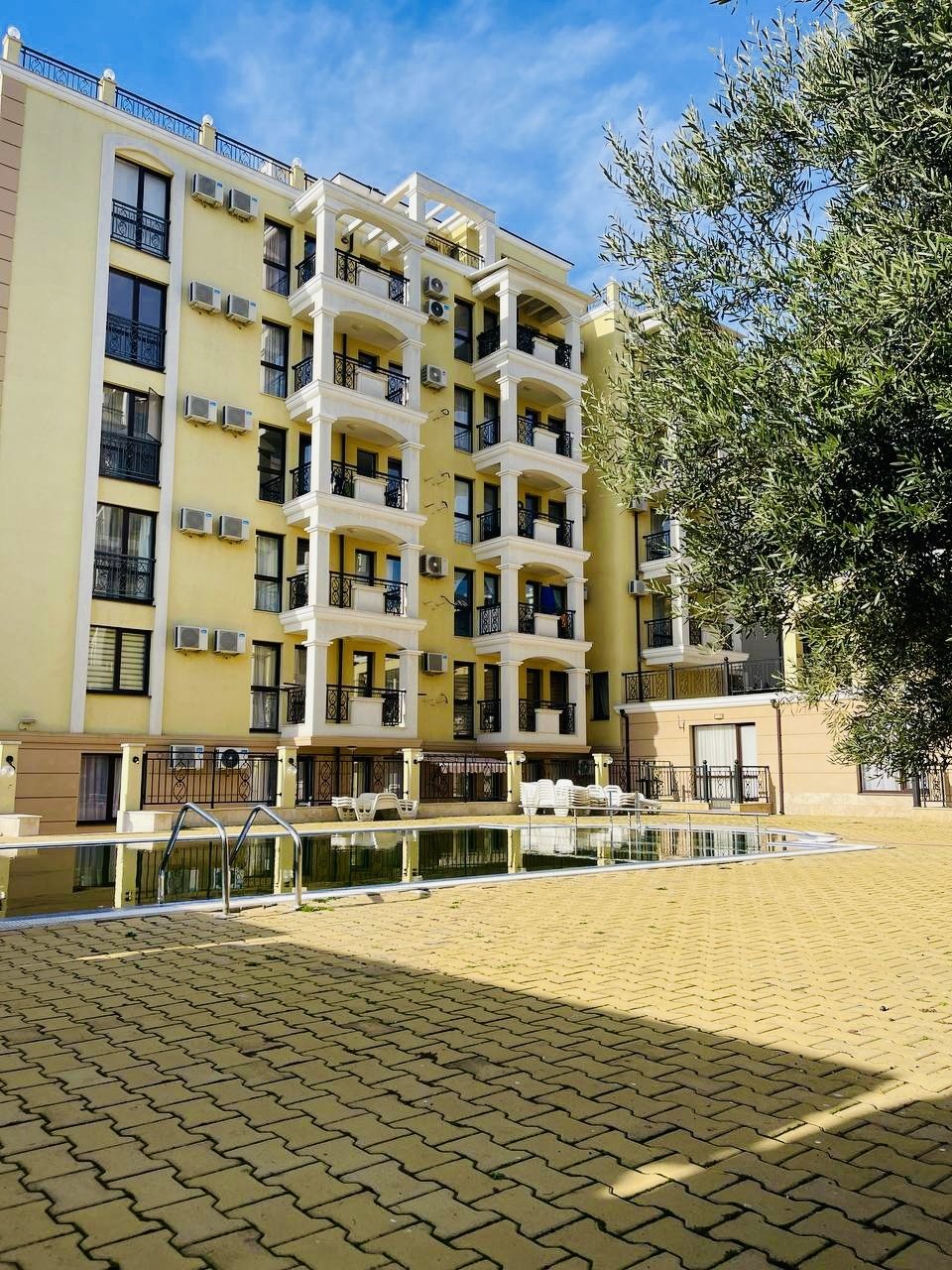 Appartamento arredato di 2 camere da letto di 55 m² nel complesso Marski Bryag, Sveti Vlas
