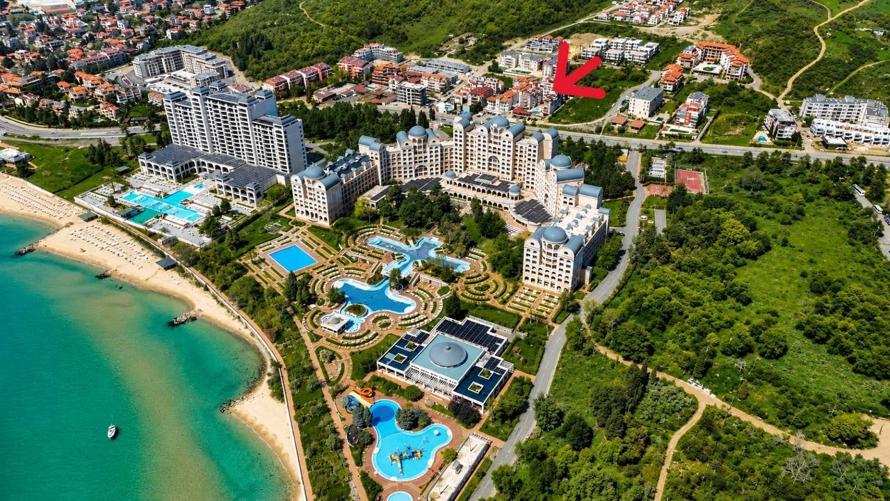 Appartamento con 2 camere da letto con vista sulla piscina nel complesso Vista del Mar, Sweti Wlas, Bulgaria
