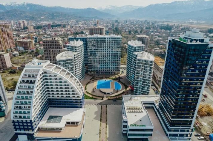 Appartamento di design di lusso con due camere da letto e vista mare in Sea Home (Ibis Styles 4*), Batumi, Georgia