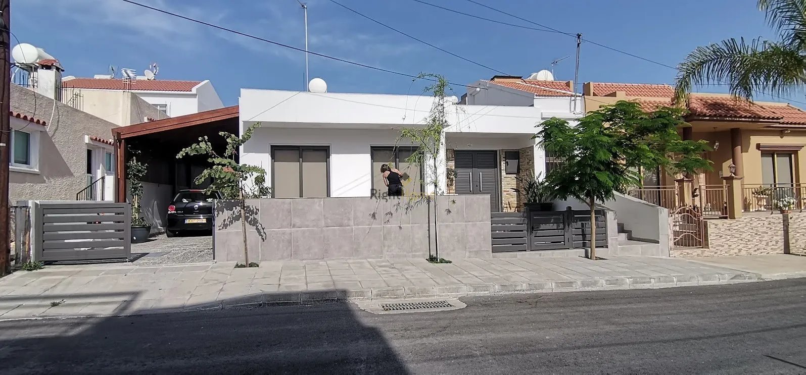 Bungalow in Agioi Anargiroi, Larnaca