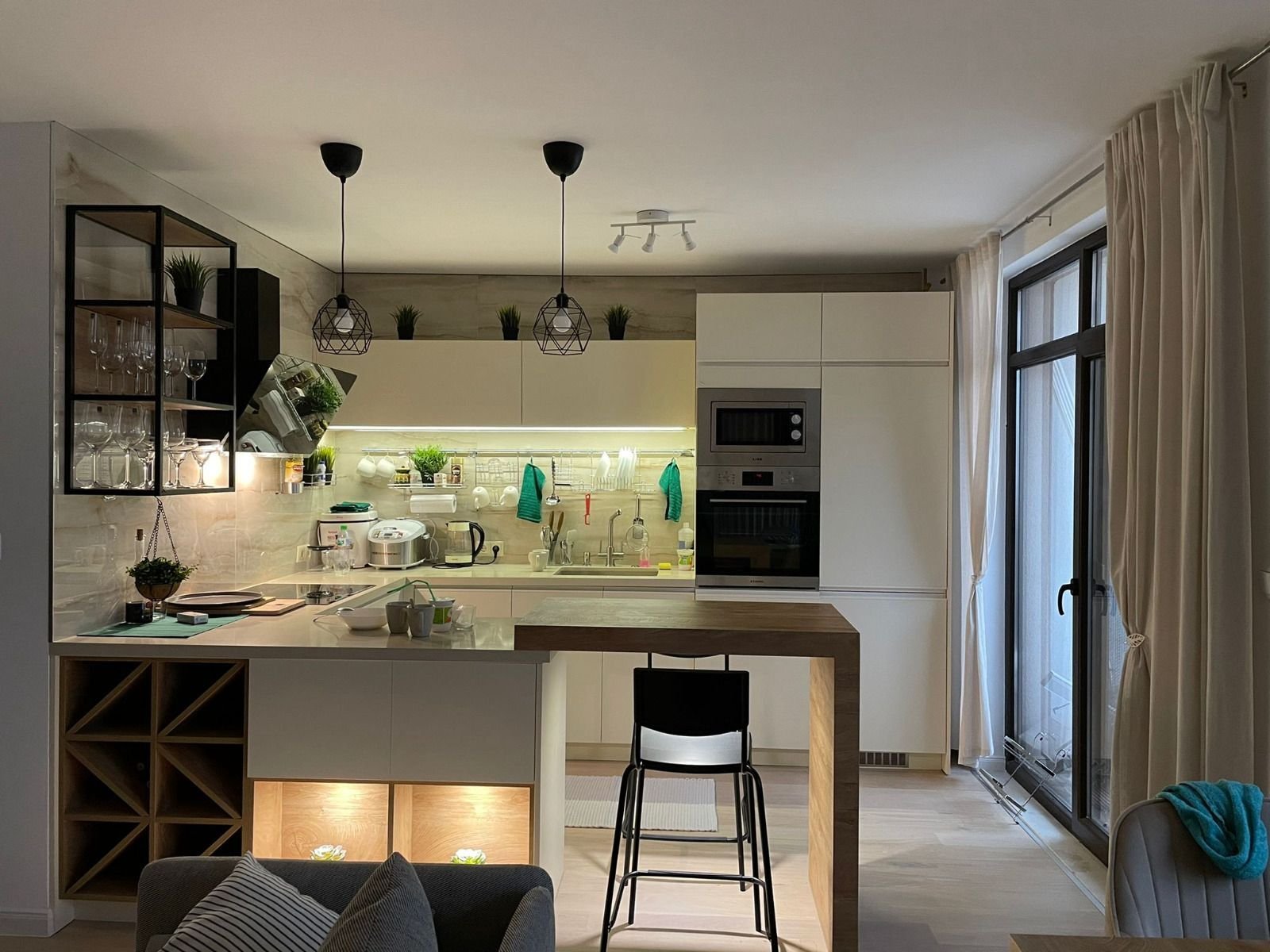 Appartamento di 4 stanze nel complesso residenziale Aivazovsky Park, Pomorie, Bulgaria