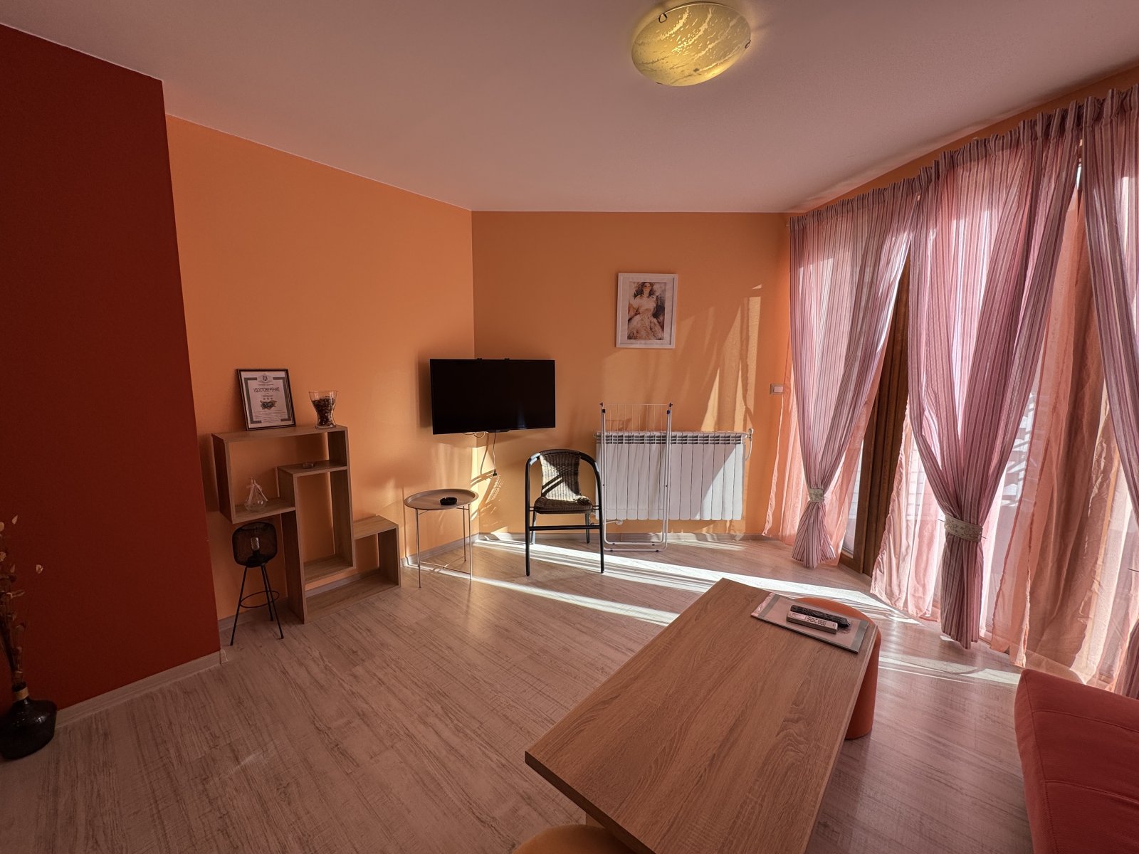 Appartamento 1+2 nel complesso Prostor, Caffetteria, Bulgaria
