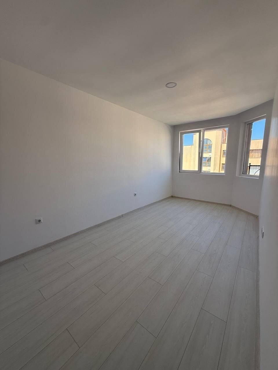 Appartamento 1+3 nel complesso Jadore Secret, Sonnenstrand, Bulgaria