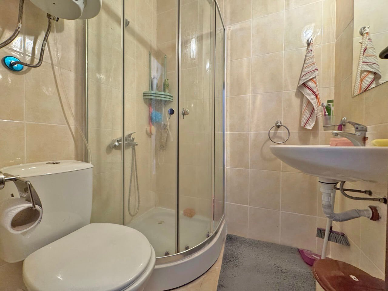 Appartamento con due camere e vista sulle montagne nel complesso residenziale Sunny Day 6 al Sonnenstrand, Bulgaria