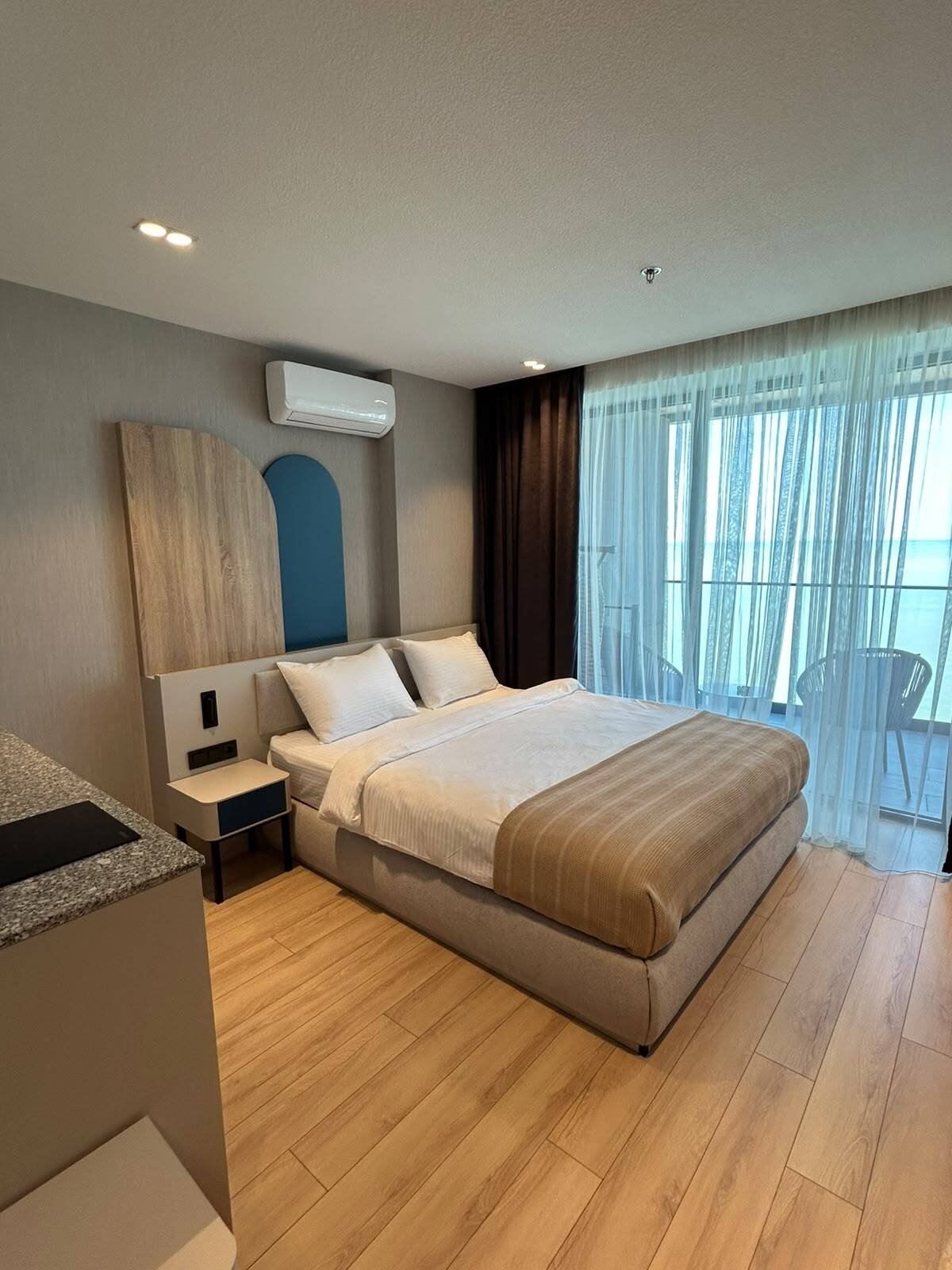 Marina Club – Studio di alta qualità chiavi in mano con vista sul mare a Batumi, Georgia, a pochi passi dalla spiaggia