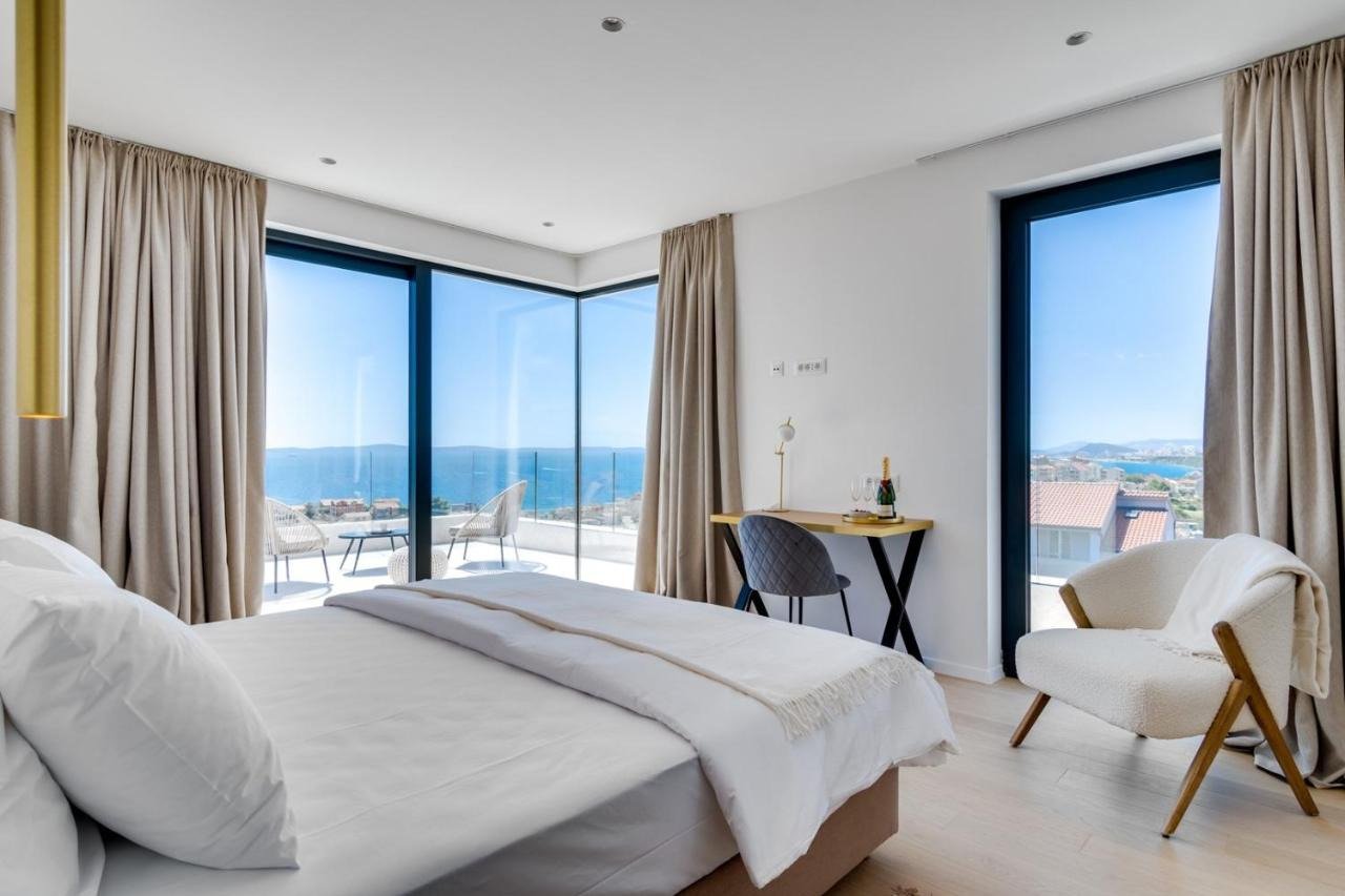Exklusive Villa mit Pool und Panoramablick auf das Meer in Podstrana