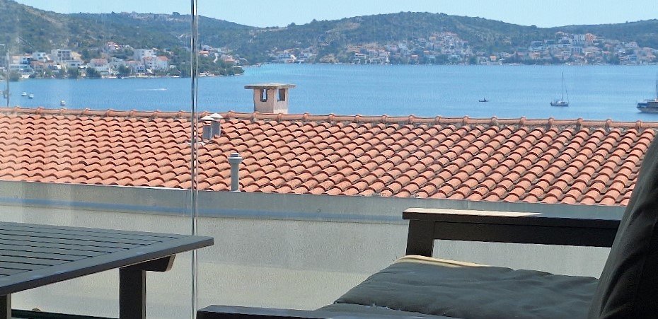 Geräumige Wohnung mit Meerblick und Ruhe, Rogoznica