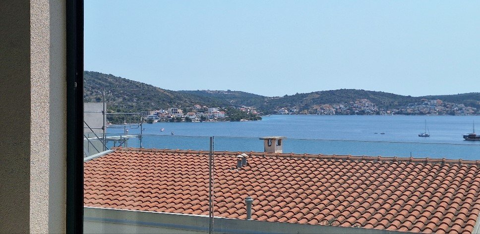 Geräumige Wohnung mit Meerblick und Ruhe, Rogoznica