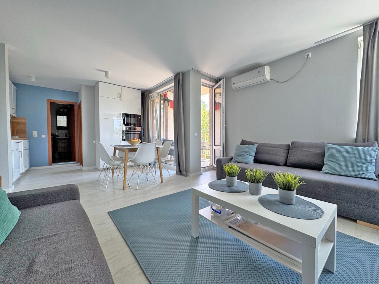Appartamento con due camere nel complesso residenziale Nessebar Fort, Sunny Beach, Bulgaria