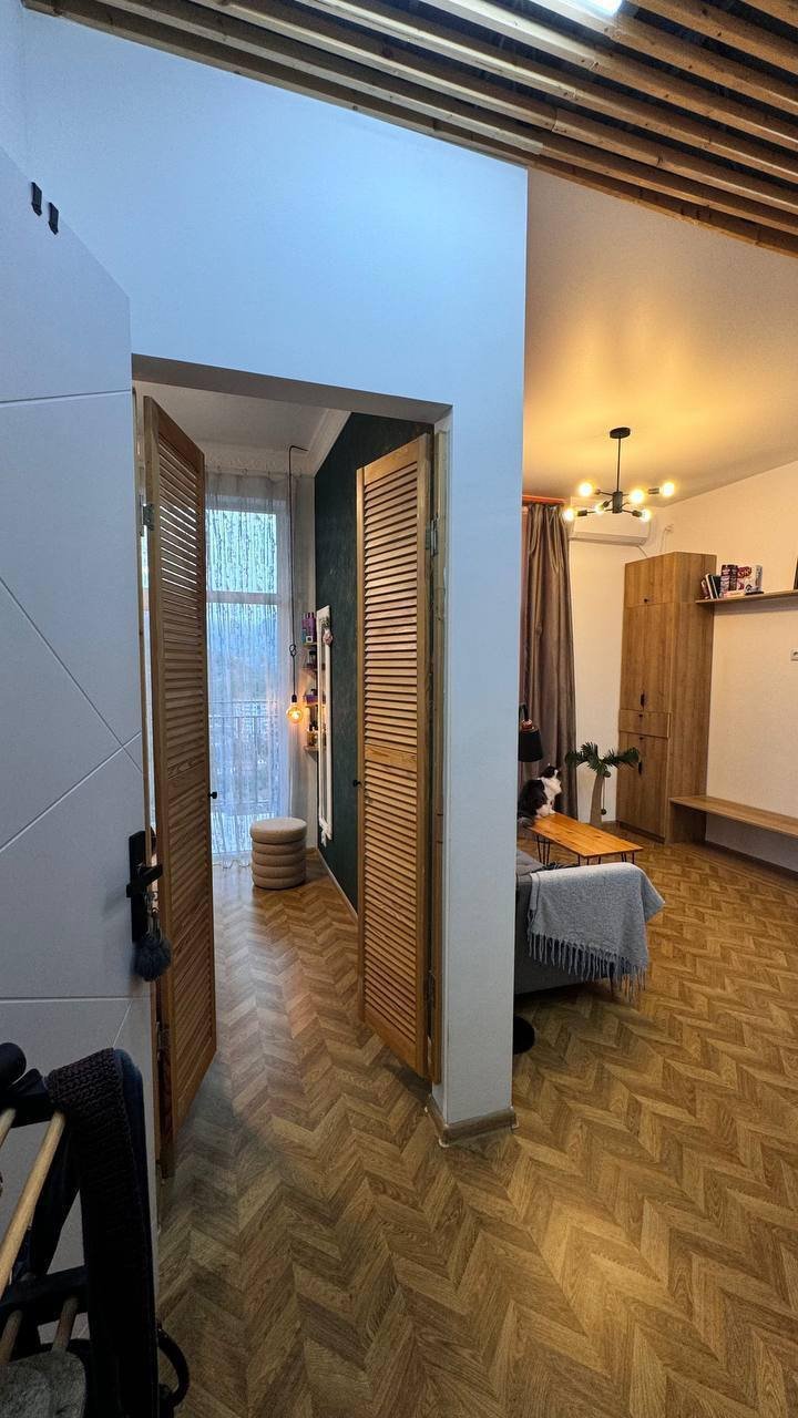 Ciao, appartamento ammobiliato con una camera da letto a Batumi, Georgia – Piano alto con vista sulle montagne non ostruita