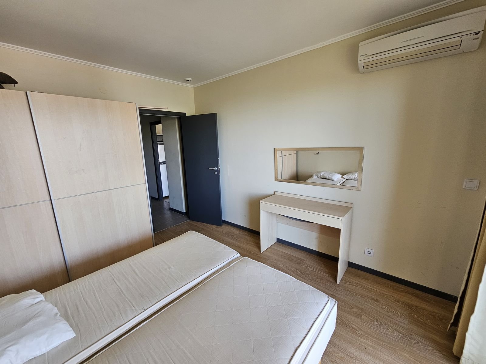 Appartamento con una camera da letto nel complesso Byala Beach Resort, prima linea sul mare, Byala, Bulgaria