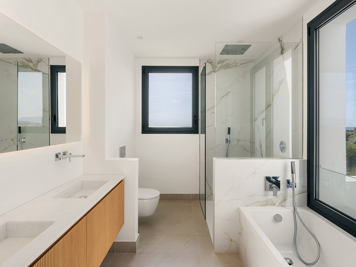 Exklusive Villen mit Meerblick, Golfplatz direkt am Haus, Estepona