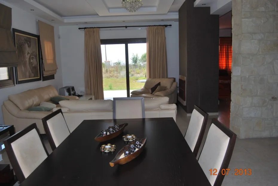 Freistehende Villa in Armou, Paphos