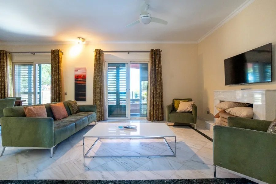 Freistehende Villa in Latchi, Paphos