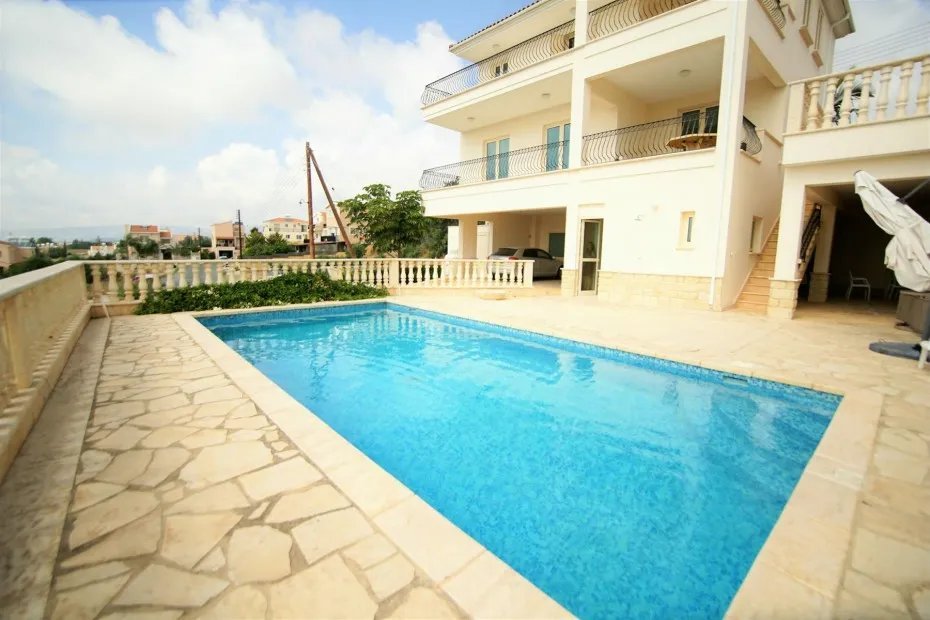 Freistehende Villa in Petridia, Paphos
