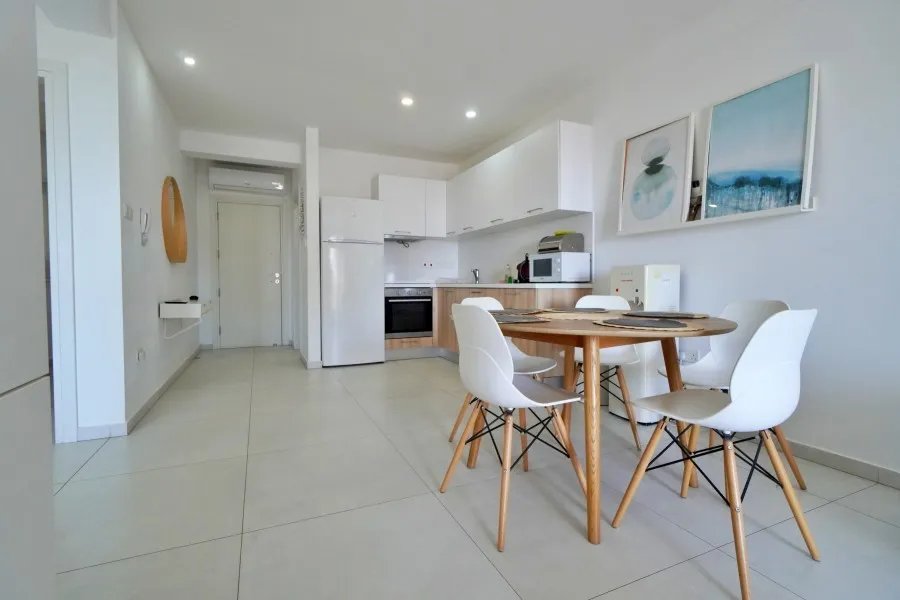 Apartment in Larnaca - Finikoudes, Larnaca