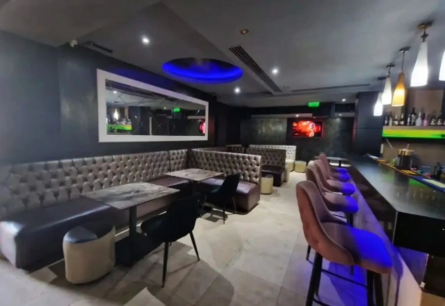 Restaurants in Larnaca, Larnaca