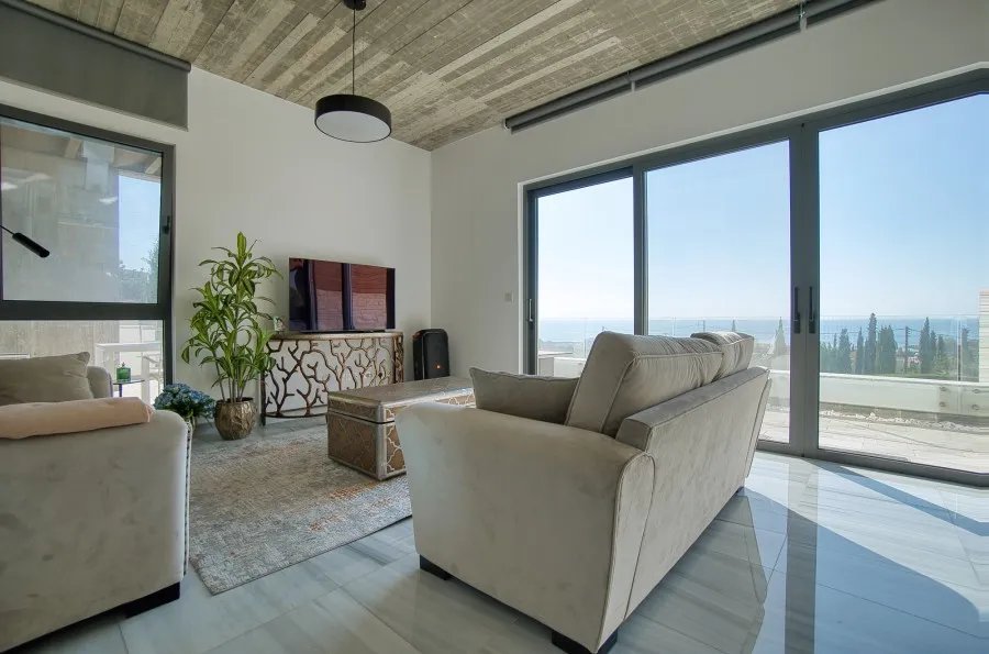 Freistehende Villa in Pegia - Meereshöhlen, Paphos