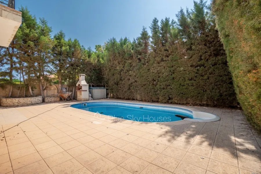 Freistehende Villa in Pyrgos, Limassol