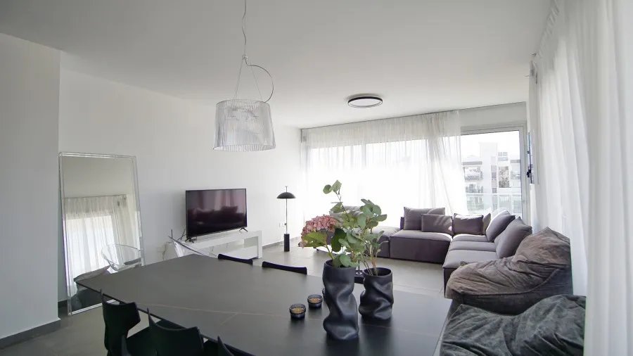 Penthouse in Kato Polemidia, Limassol
