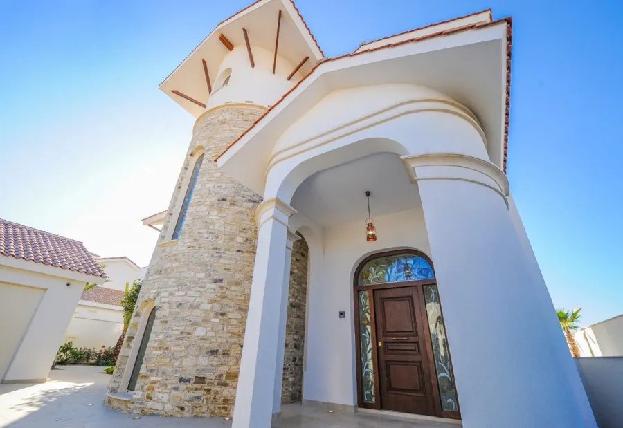 Freistehende Villa in Pervolia, Larnaca