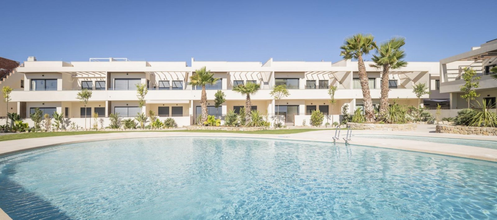 Moderner Bungalow am Meer mit Gemeinschaftspool – Torrevieja