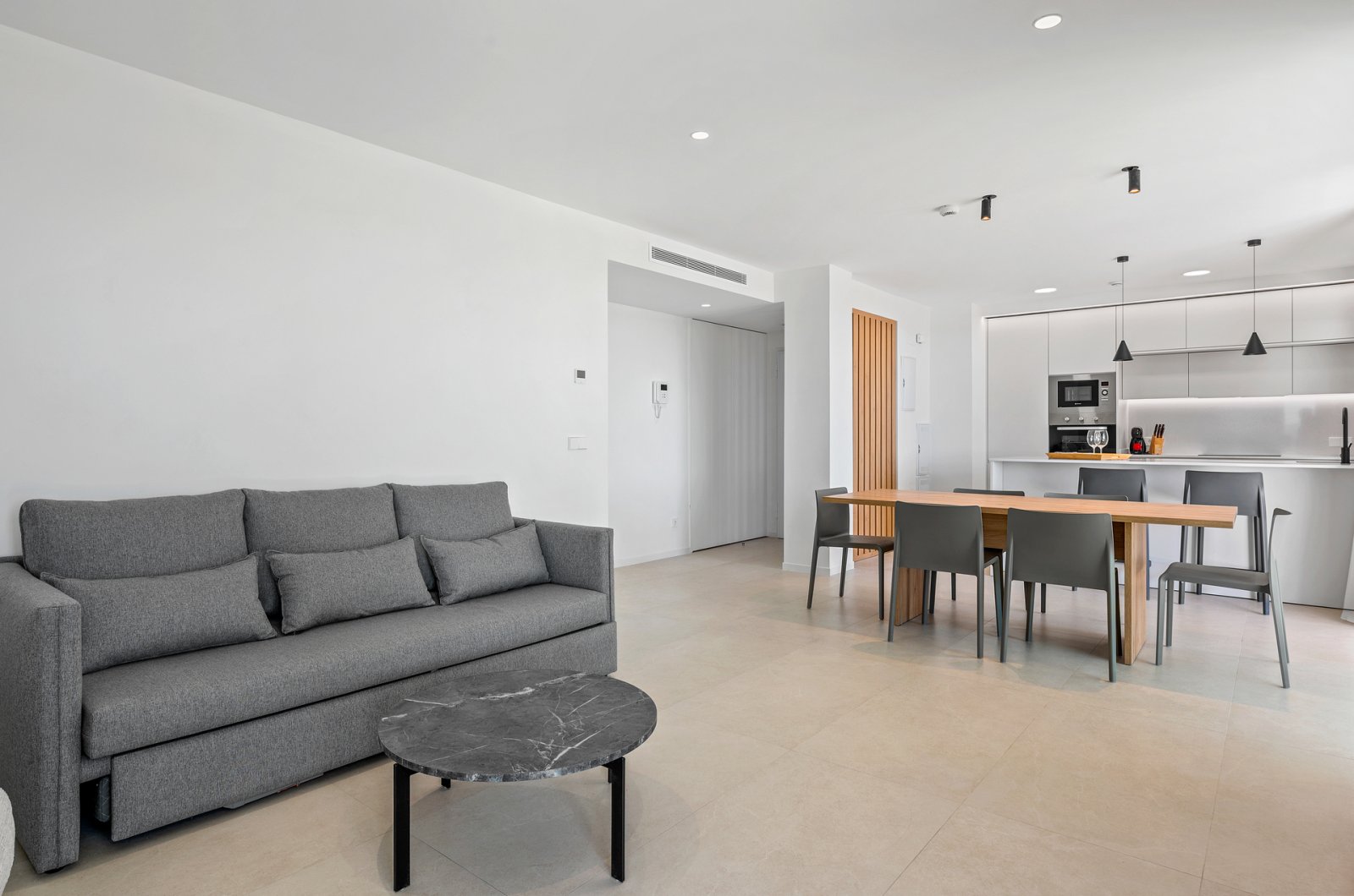 Luxuriöses Penthouse mit Solarium und Meerblick in der Nähe von Los Alcázares