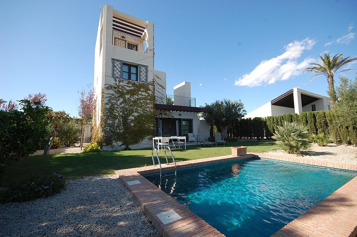 Exklusive Familienhäuser, private Pools und Gärten, Murcia