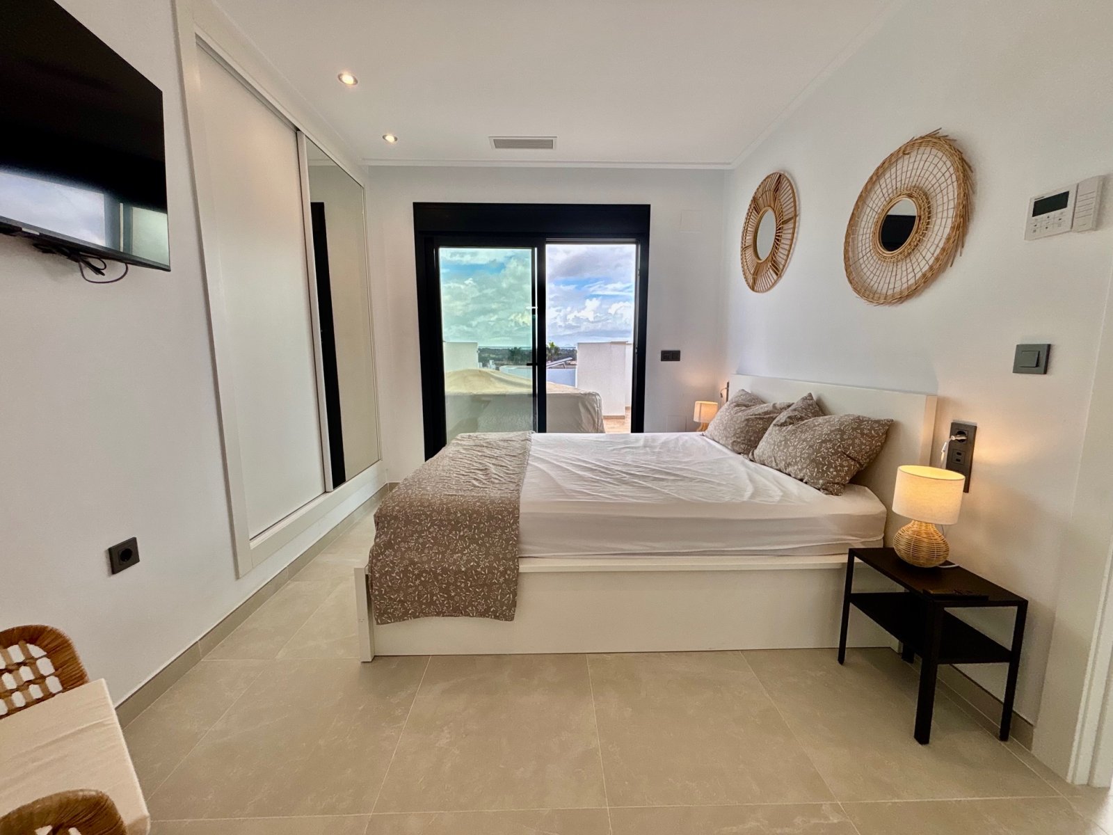 Exklusives freistehendes Chalet mit privatem Pool und Terrasse, Benijófar