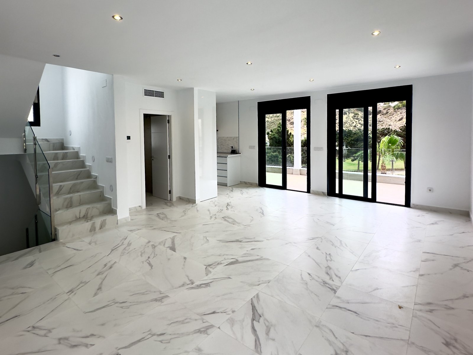 Exklusives freistehendes Haus mit Pool und Garten, 1 km vom Golfplatz entfernt, Ciudad Quesada