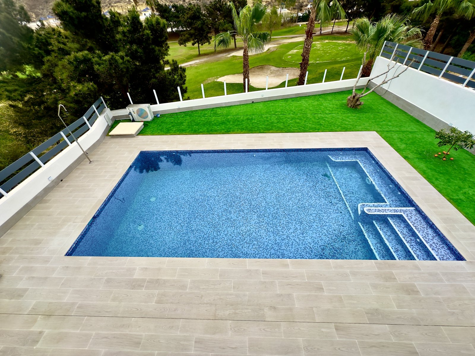 Exklusives freistehendes Haus mit Pool und Garten, 1 km vom Golfplatz entfernt, Ciudad Quesada