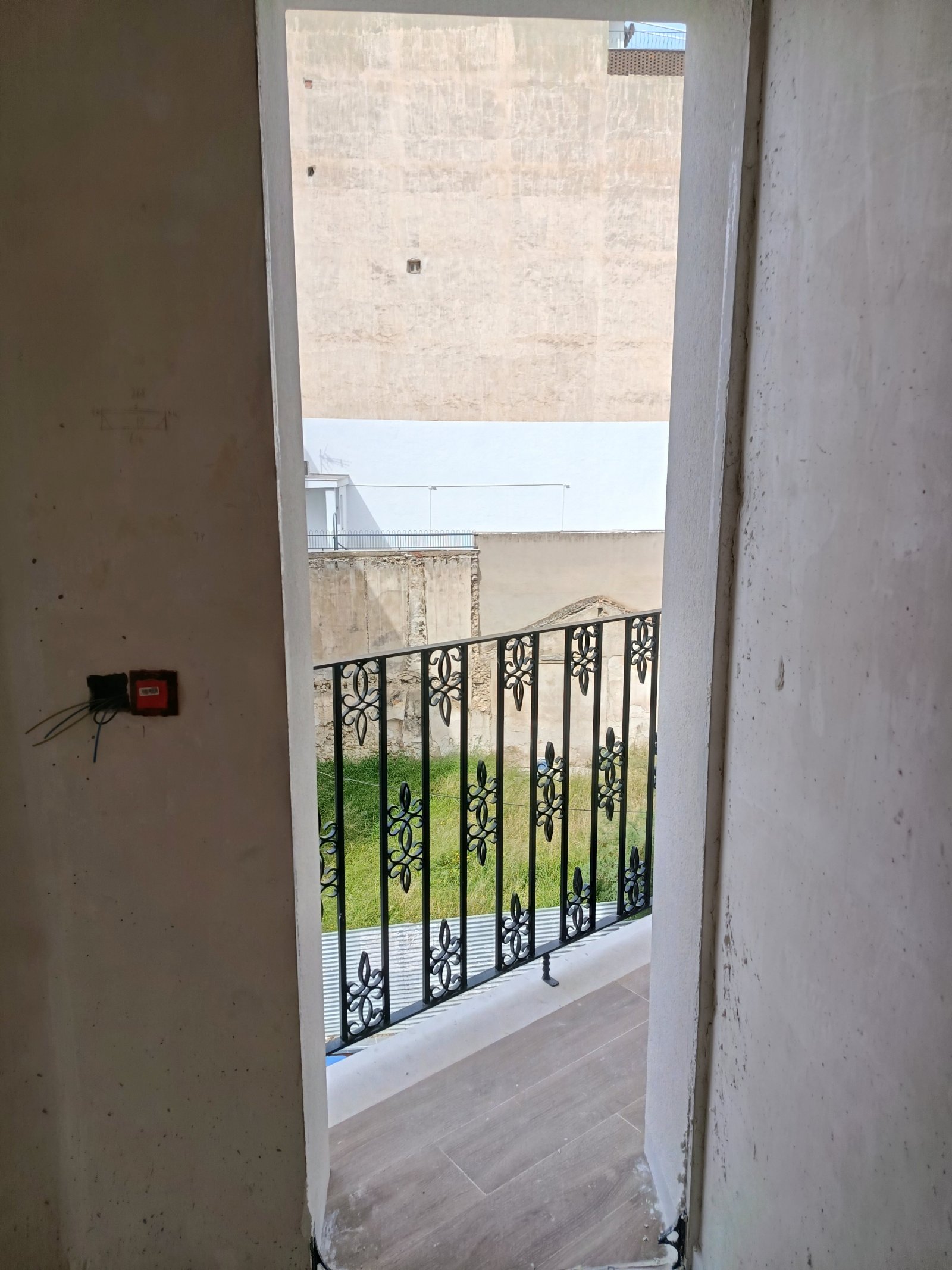 Moderne Wohnung mit Terrasse und gemeinschaftlichem Solarium, ruhige Wohngegend, Bigastro