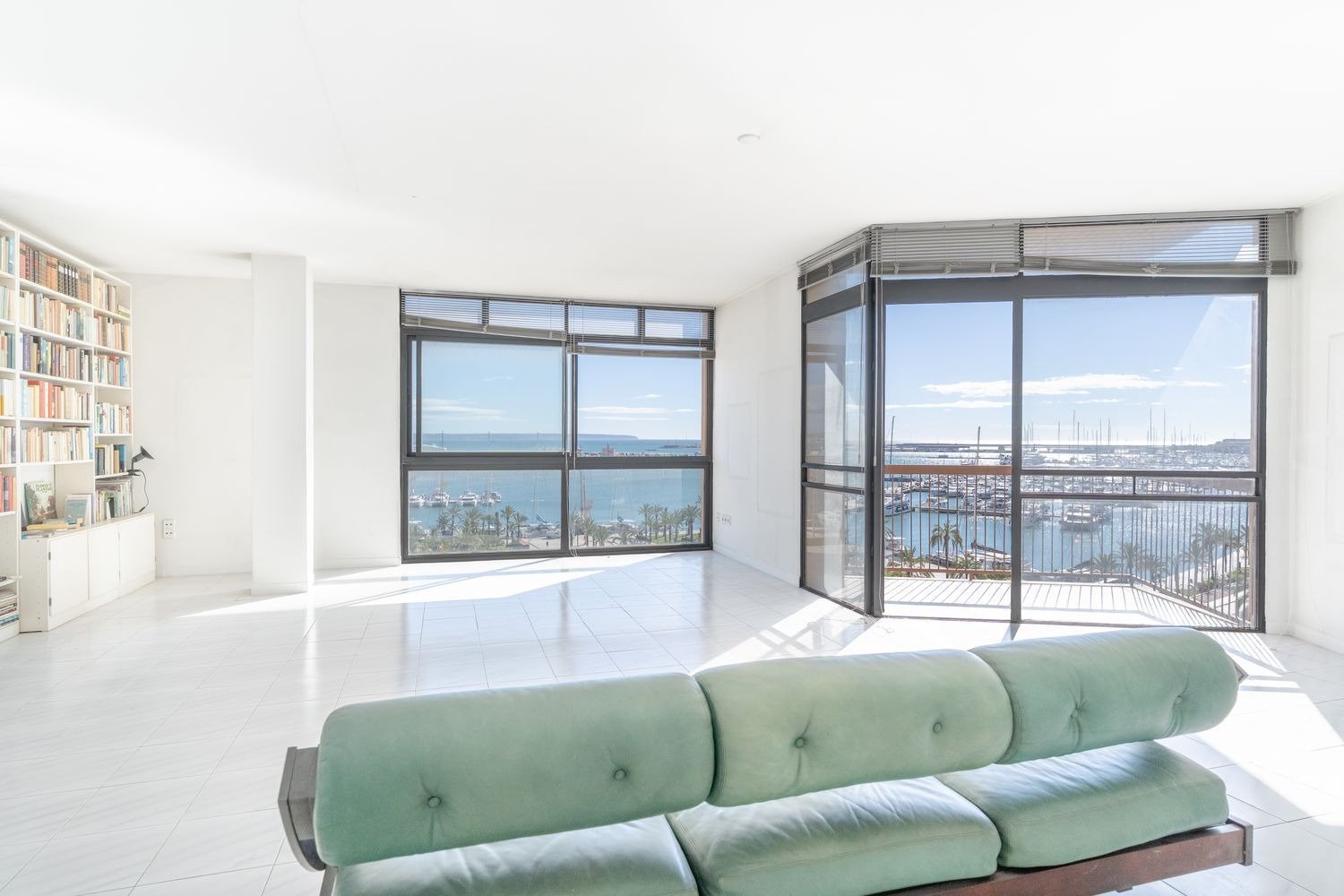 Außergewöhnliches Apartment mit Panoramablick aufs Meer an der Promenade, Palma de Mallorca, Spanien