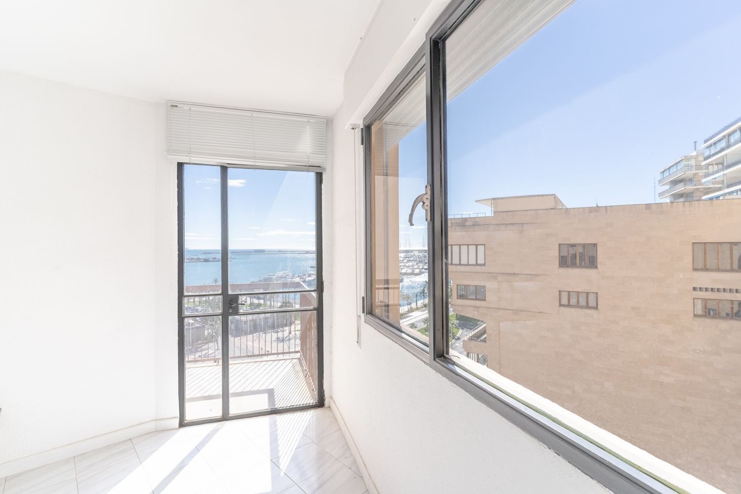 Außergewöhnliches Apartment mit Panoramablick aufs Meer an der Promenade, Palma de Mallorca, Spanien