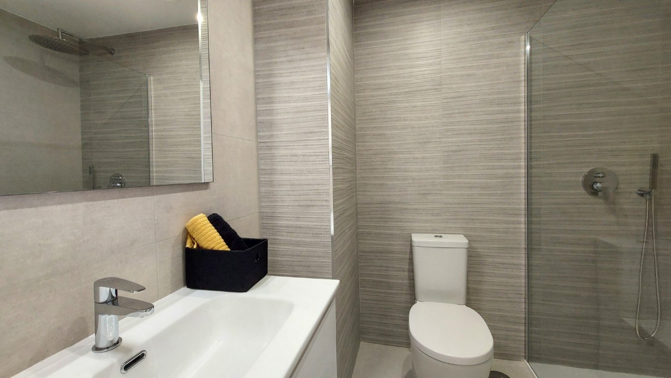 Modernes Apartment mit Pool, San Miguel de Salinas