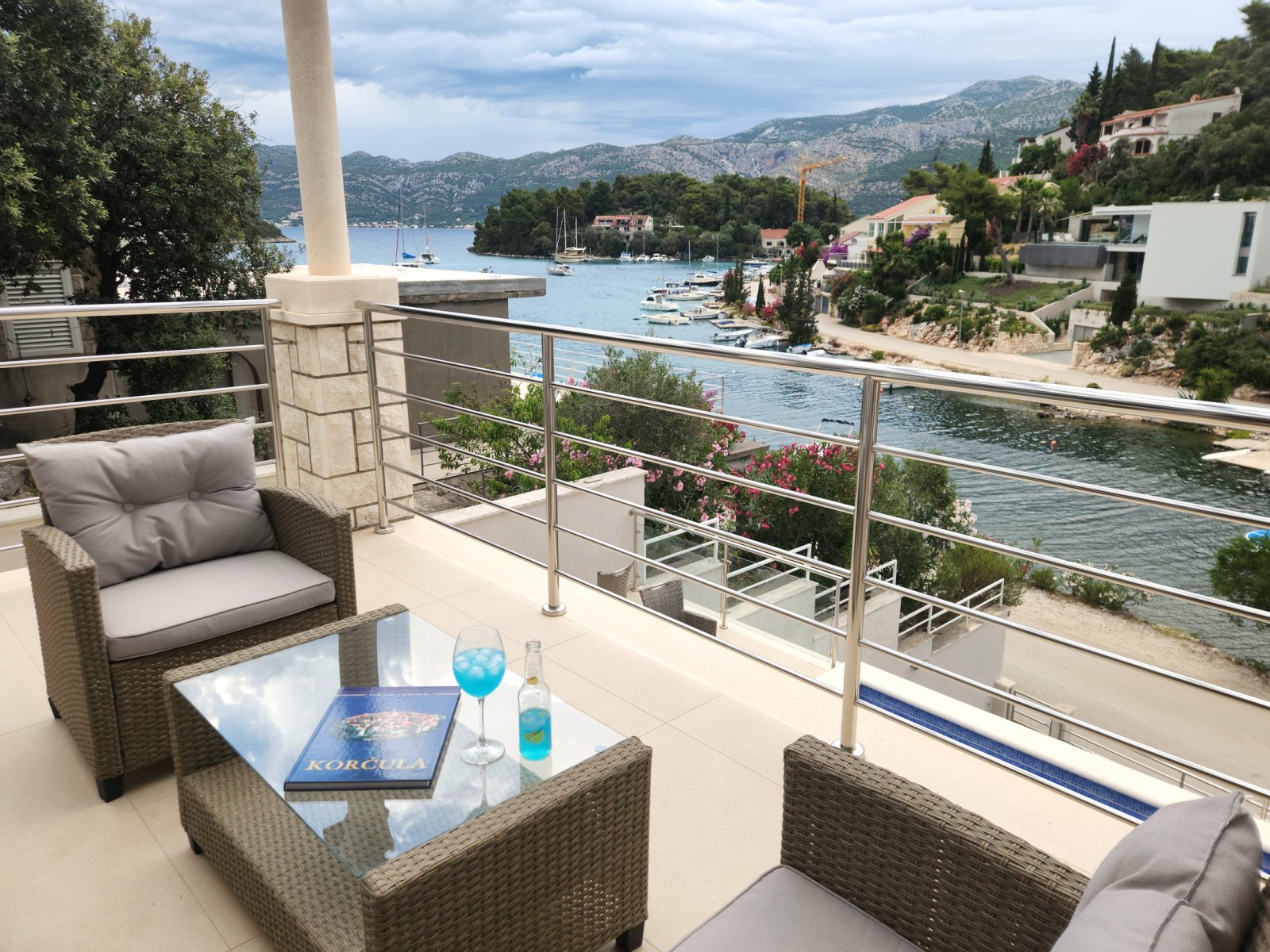 Luxuriöse Villa in erster Linie am Meer auf der Insel Korcula, Žrnovo