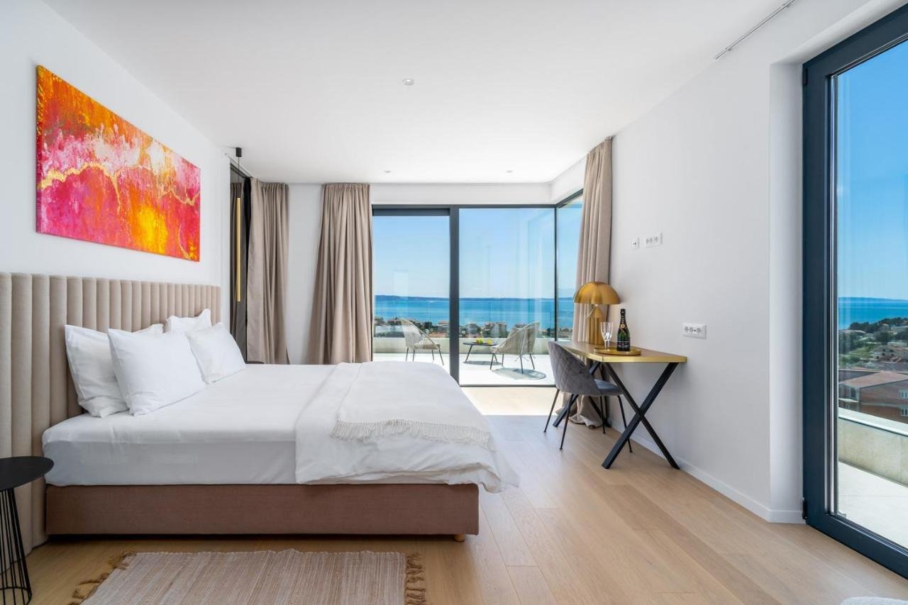 Exklusive Villa mit Pool und Panoramablick auf das Meer in Podstrana