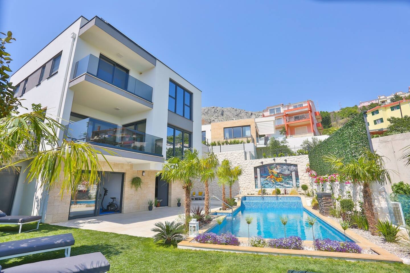 Designvilla, Wellnessbereich, Pool und Panoramablick Kučine Split