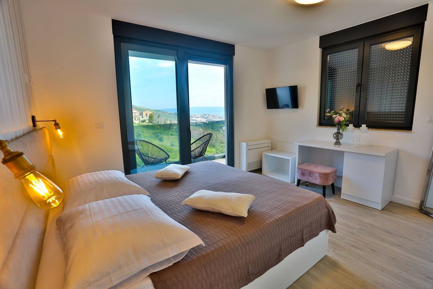 Designvilla, Wellnessbereich, Pool und Panoramablick Kučine Split