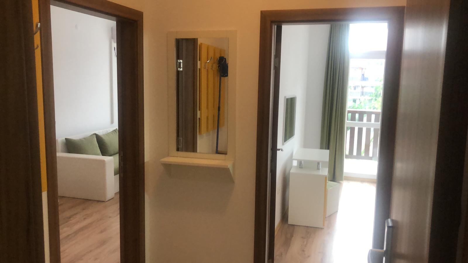 Appartamento con 2 camere e vista sulla piscina in affitto a lungo termine ad Aheloy, Bulgaria