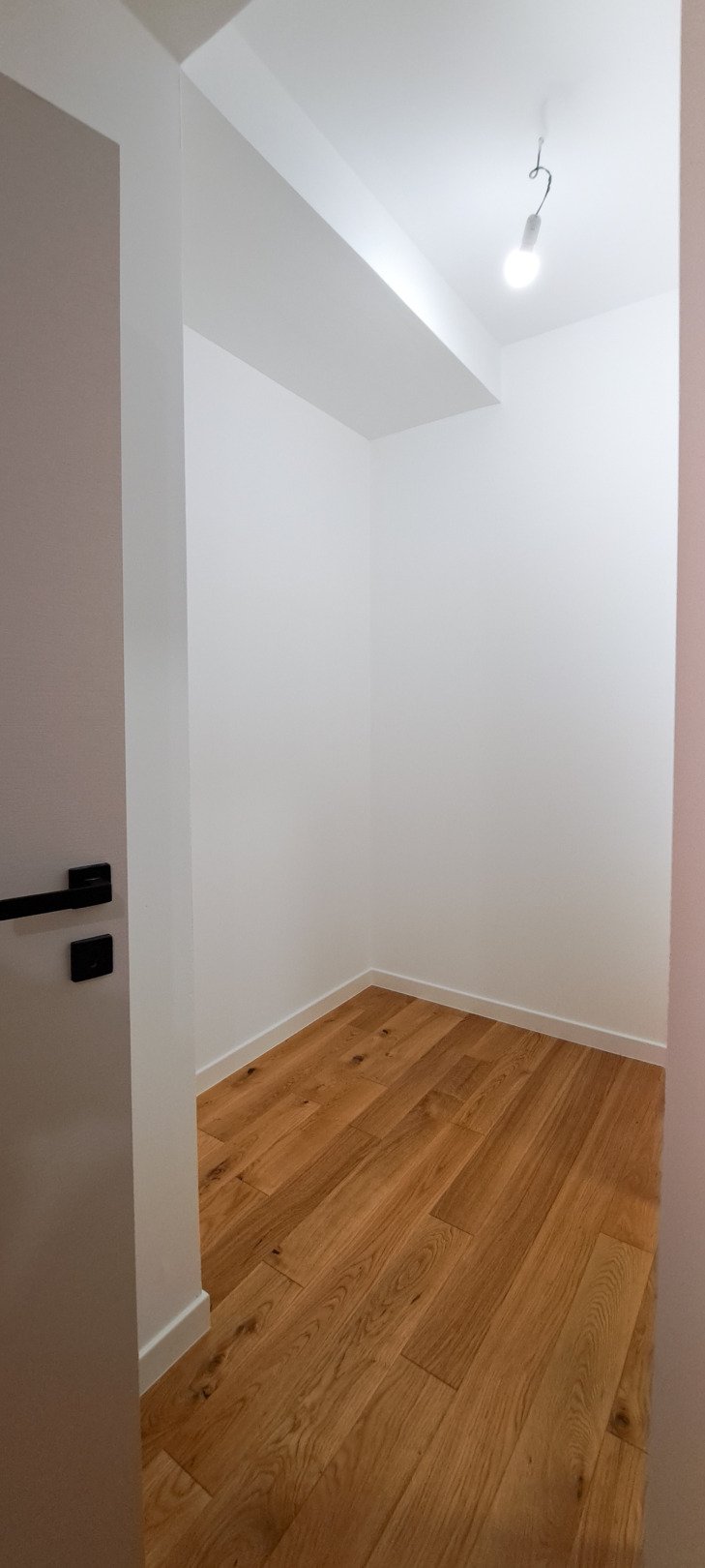 Premium-Apartment nur 50 m vom Meer entfernt, Dachterrasse → Privlaka