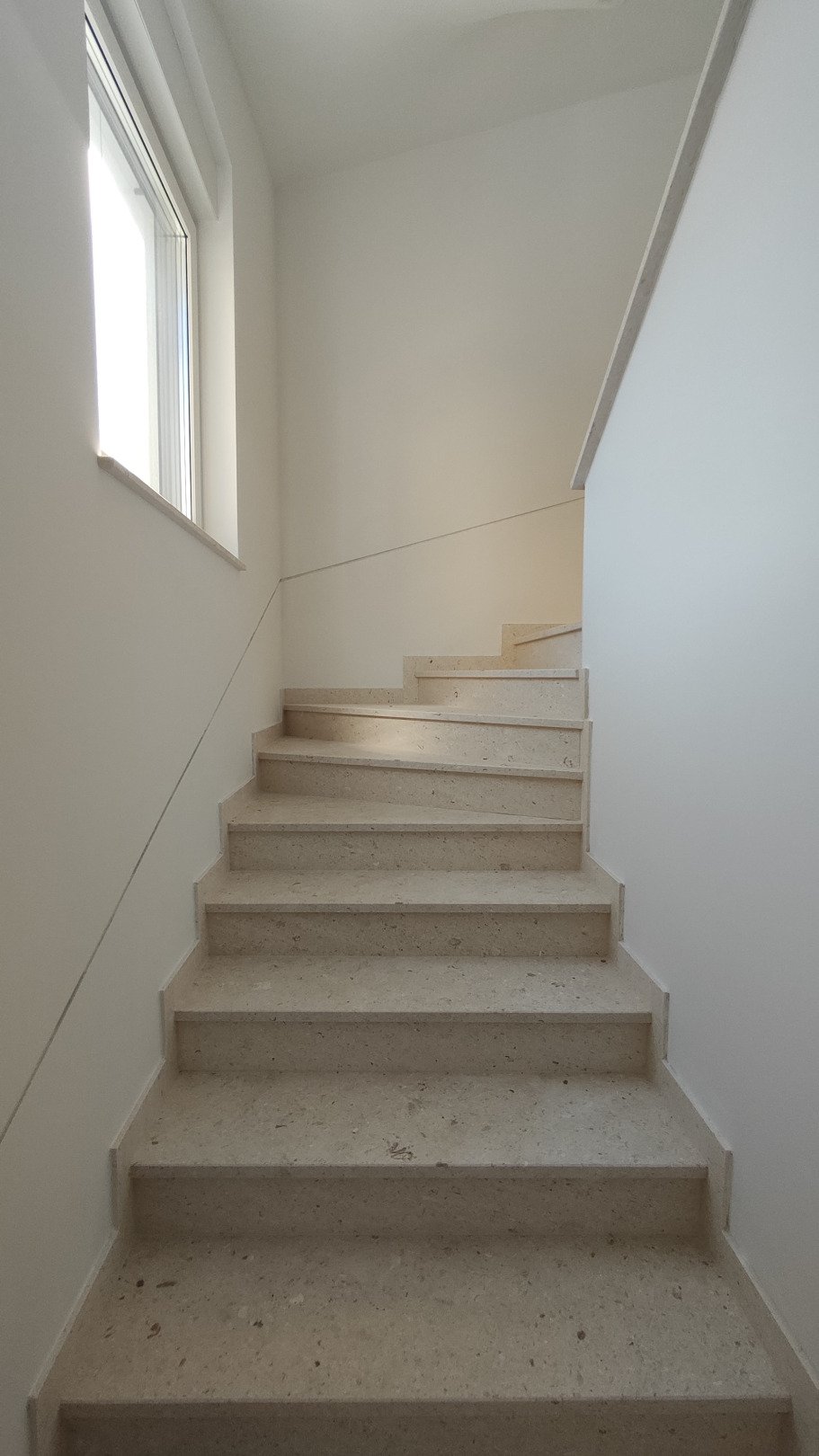 Modernes dreistöckiges Haus mit Meerblick, nur 300 Meter vom Strand entfernt, Vodice, Srima