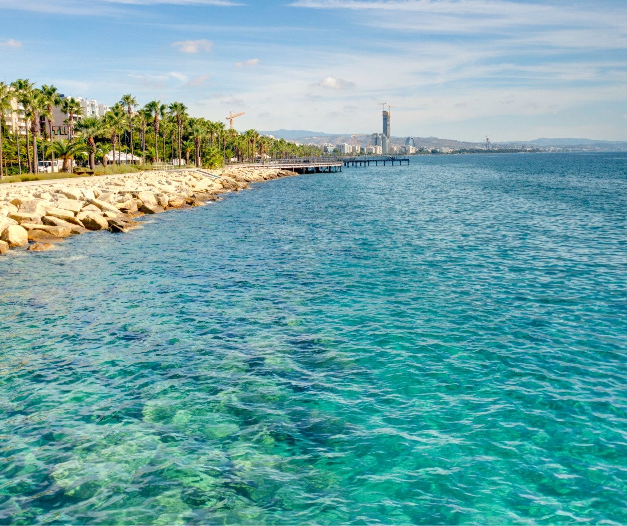 Luxuriöses Penthouse mit 4 Schlafzimmern in einer prestigeträchtigen Anlage, nur 350 m vom Strand entfernt, Limassol, Zypern