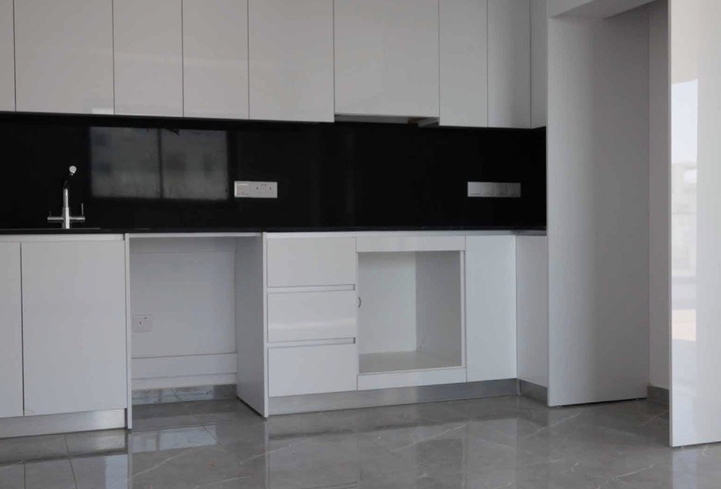 Einzigartige 3+1-Erdgeschosswohnung mit privater Terrasse in Strandnähe in Larnaka, Zypern