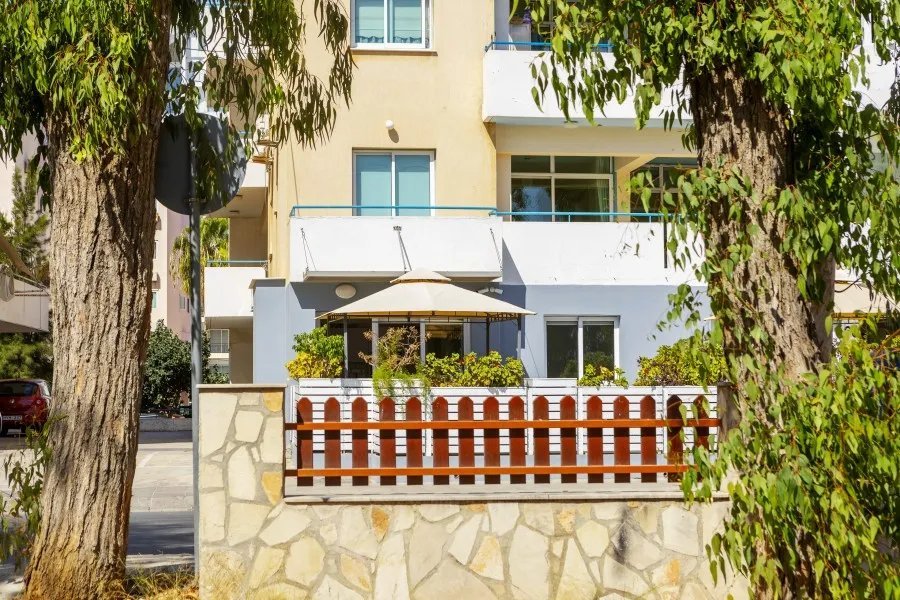 Larnaka - Makenzy:  