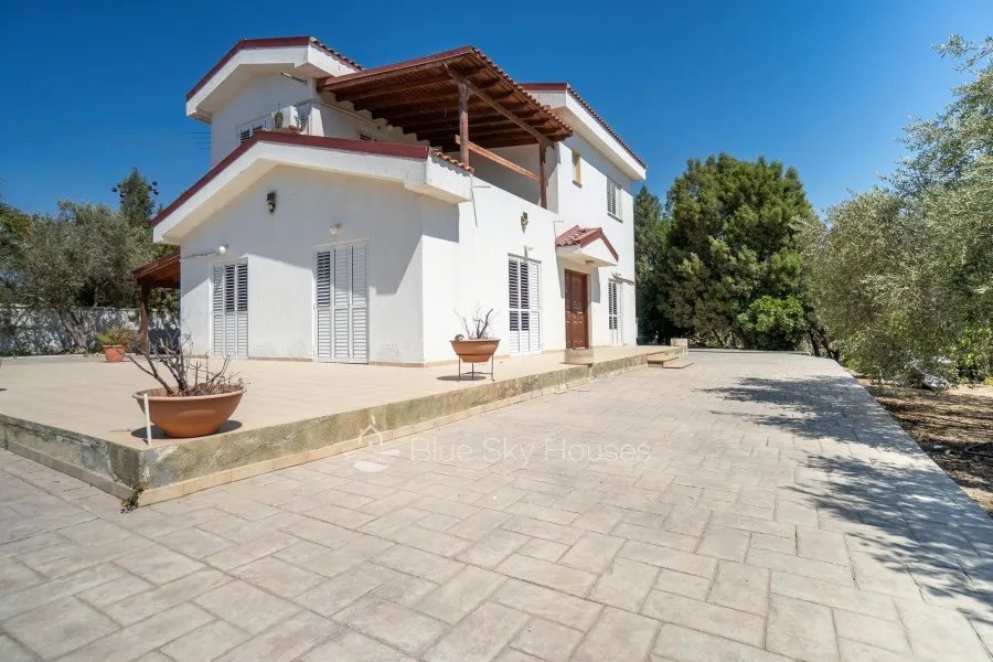 Freistehende Villa in Moni, Limassol