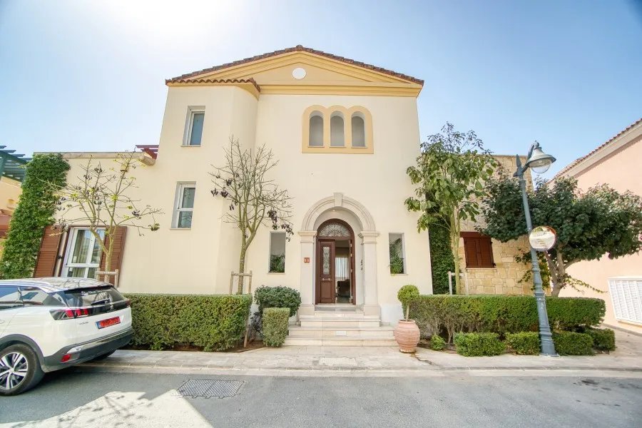 Freistehende Villa in Limassol Marina, Limassol