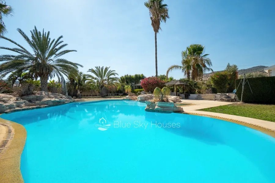 Freistehende Villa in Parekklisia, Limassol